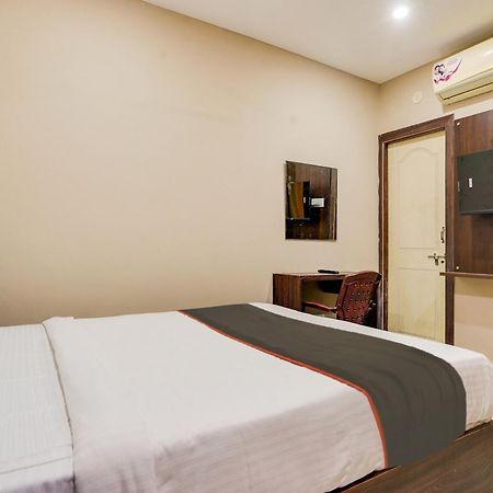 Hotel Airport Land Yeni Delhi Dış mekan fotoğraf