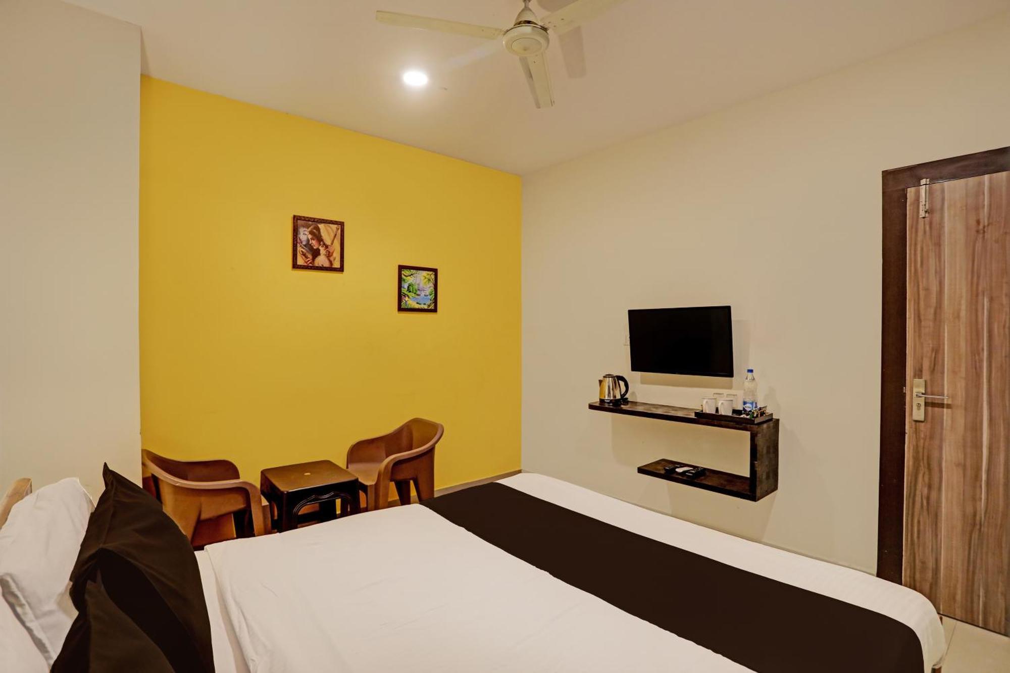 Hotel Airport Land Yeni Delhi Dış mekan fotoğraf