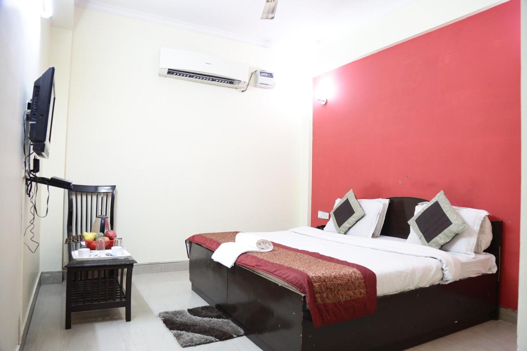 Hotel Airport Land Yeni Delhi Dış mekan fotoğraf