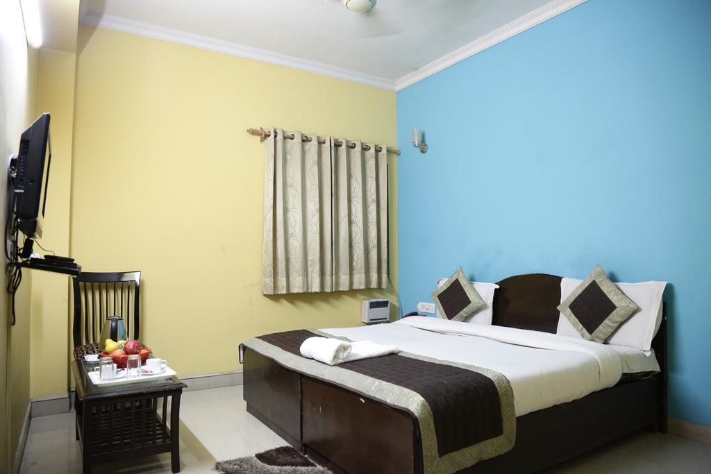 Hotel Airport Land Yeni Delhi Dış mekan fotoğraf