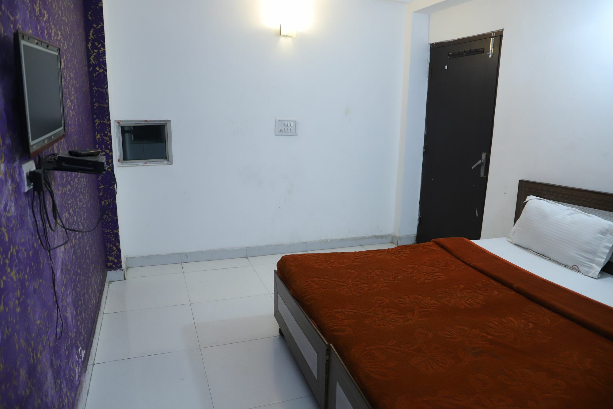 Hotel Airport Land Yeni Delhi Dış mekan fotoğraf